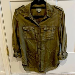 Anthropologie Maeve olive button down top